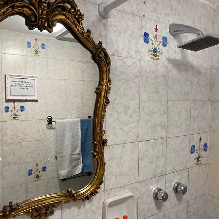 A Pochi Passi Dal Mare Гостевой дом 3*
